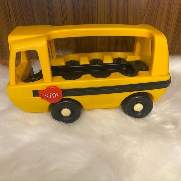 Vintage little tykes  yellow school bus - Picture 3 of 11